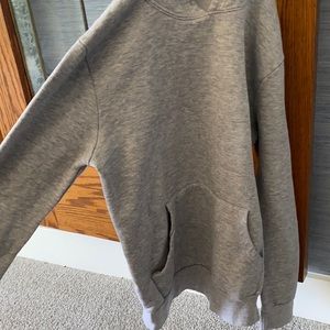 Gray sweatshirt